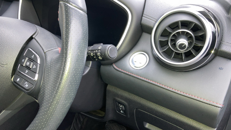 MG Hs 1.5 T-GDI Excite 5dr DCT Petrol Hatchback